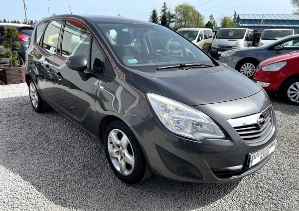 Opel Meriva cena 19800 przebieg: 289000, rok produkcji 2011 z Koło małe 56